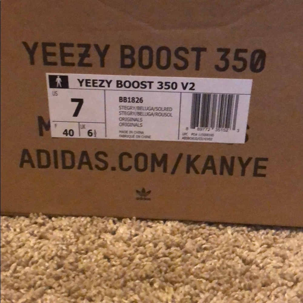 Adidas Yeezy Boost 350 - Picture 4 of 8